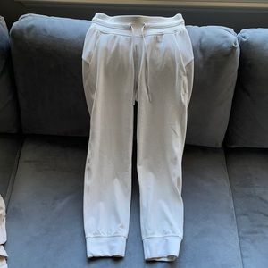 Ready to Rulu Jogger Crop